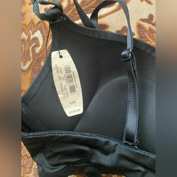Victoria's Secret Bombshell Bra set in black with Swarovski crystals. NWT 34B